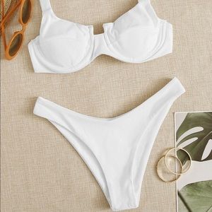 White High Cut Bikini
